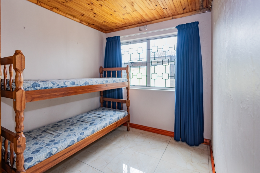 4 Bedroom Property for Sale in Strandfontein Village Western Cape